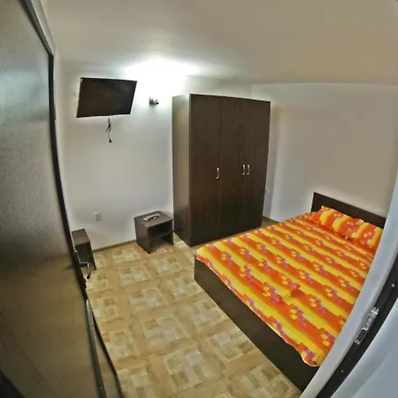 Tatil Evi Casuta La Lac *